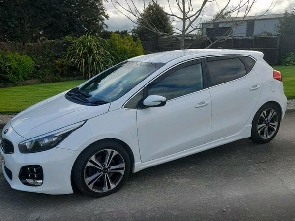 Kia Ceed Hatchback, Diesel, 2016, White