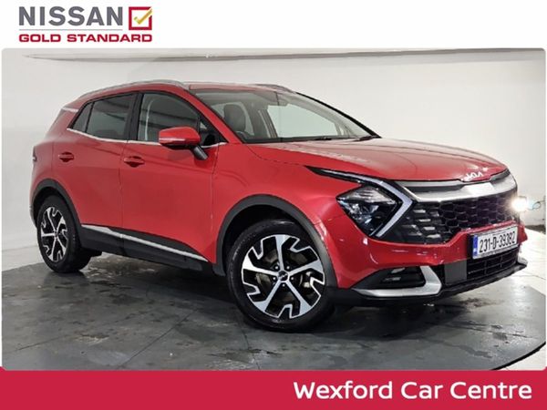 Kia Sportage SUV, Petrol Hybrid, 2023, Red