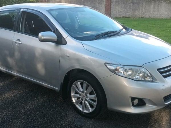 Toyota Corolla Saloon, Petrol, 2007, Silver