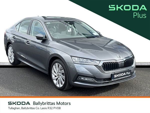 Skoda Octavia Saloon, Petrol, 2024, Grey