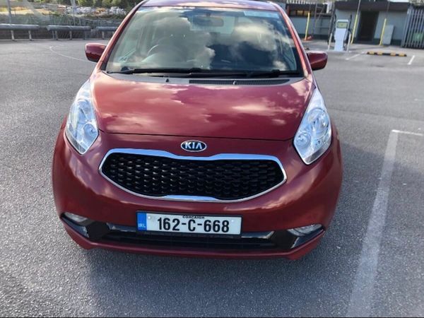 Kia Venga MPV, Petrol, 2016, Red