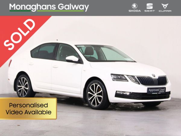 Skoda Octavia Hatchback, Petrol, 2020, White