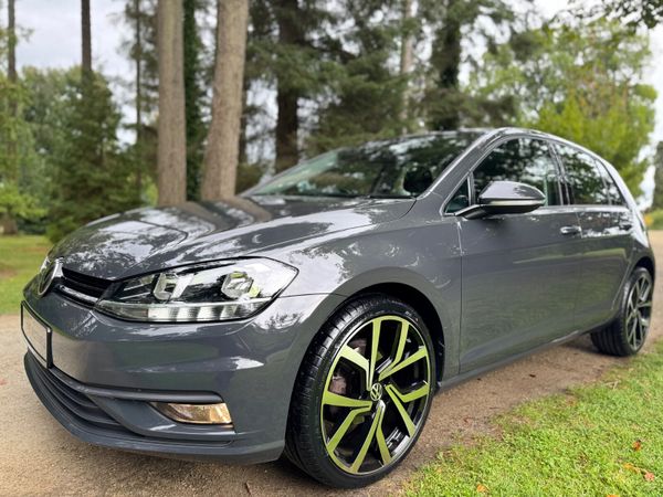Volkswagen Golf Estate, Petrol, 2021, Grey