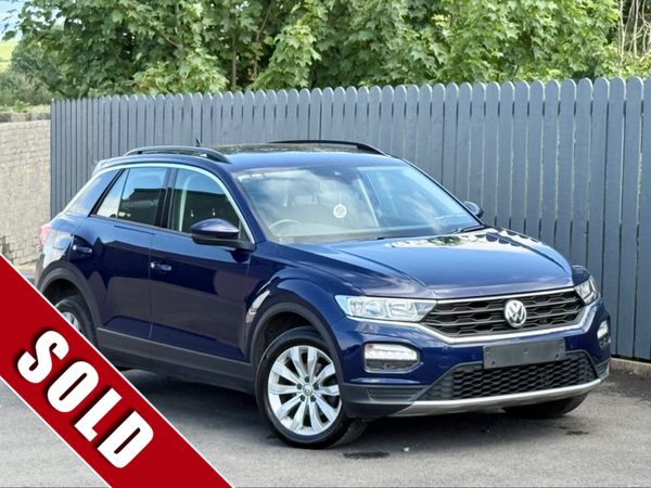 Volkswagen T-Roc Hatchback, Diesel, 2019, Blue