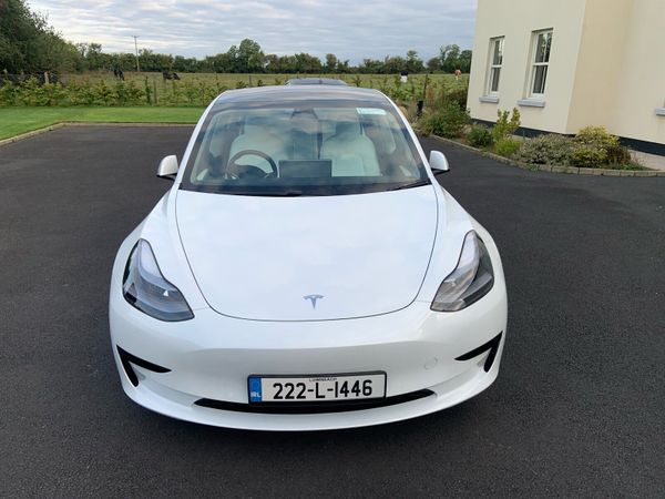 Tesla Model 3 Saloon, Electric, 2022, White