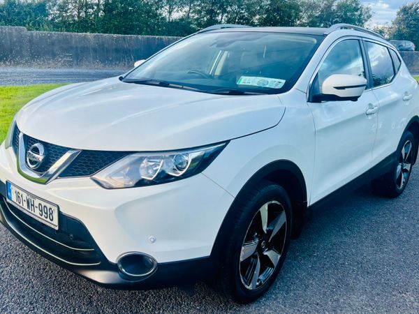 Nissan Qashqai Hatchback, Diesel, 2016, White