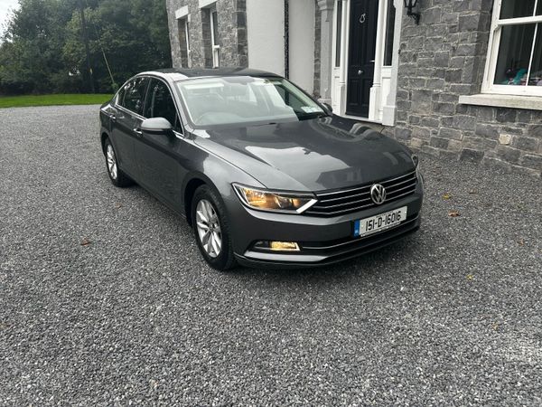 Volkswagen Passat Saloon, Diesel, 2015, Grey