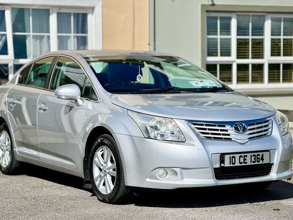 Toyota Avensis Saloon, Diesel, 2010, Silver