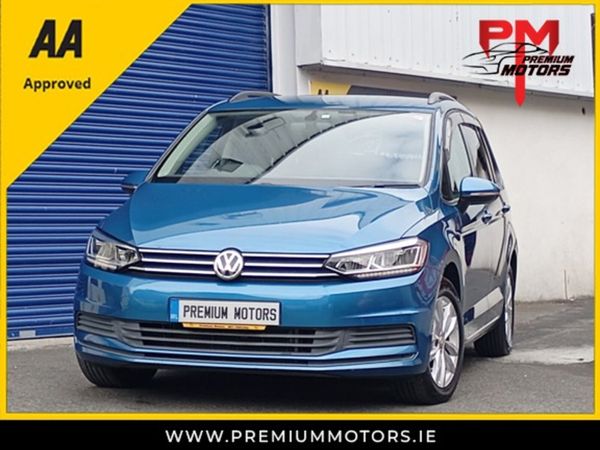 Volkswagen Touran MPV, Petrol, 2016, Blue