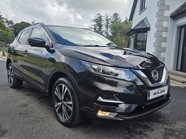 Nissan Qashqai SUV, Diesel, 2019, Black