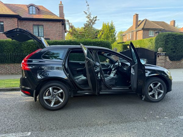 Volvo XC60 SUV, Diesel, 2015, Black