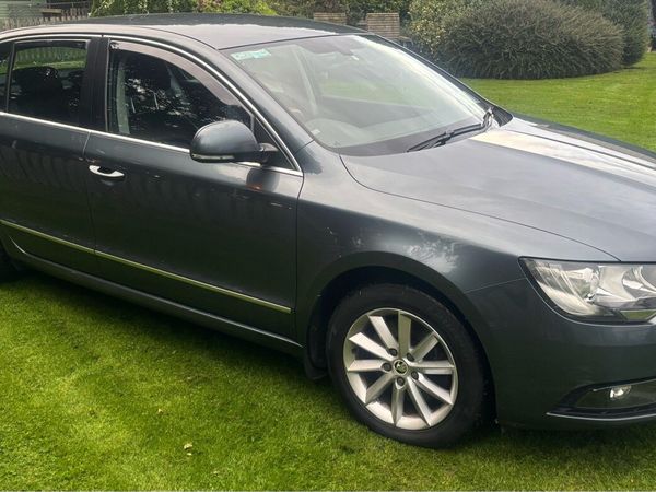 Skoda Superb Saloon, Diesel, 2014, Grey