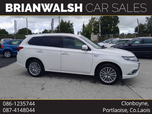 Mitsubishi Outlander SUV, Hybrid, 2019, White