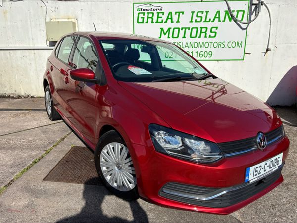 Volkswagen Polo Hatchback, Petrol, 2015, Red