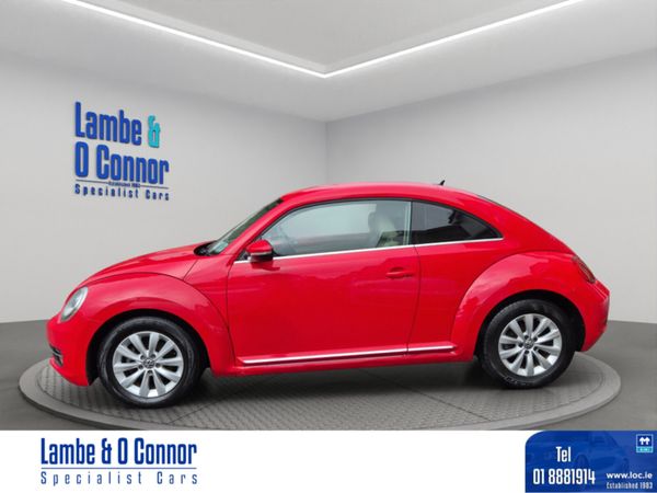 Volkswagen Beetle Hatchback, Petrol, 2014, Red