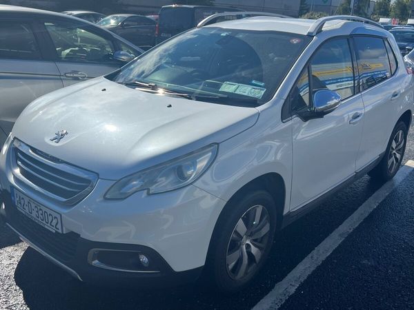Peugeot 2008 Hatchback, Petrol, 2014, White