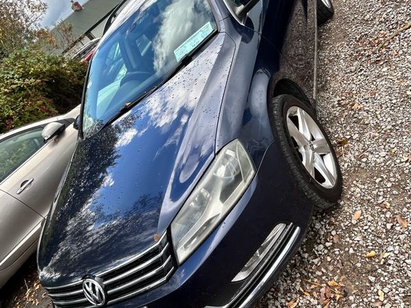 Volkswagen Passat Estate, Diesel, 2011, Blue