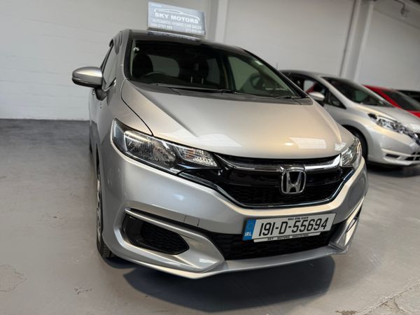 Honda Fit Hatchback, Petrol Hybrid, 2019, Silver