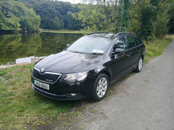 Skoda Superb Estate, Diesel, 2014, Black