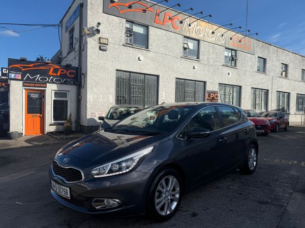 Kia Ceed Hatchback, Diesel, 2014, Silver