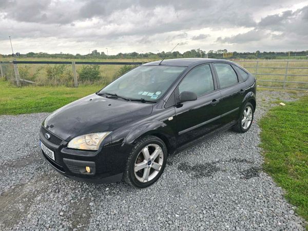 Ford Focus Hatchback, Petrol, 2006, Black