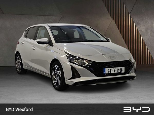 Hyundai i20 Hatchback, Petrol, 2024, Grey