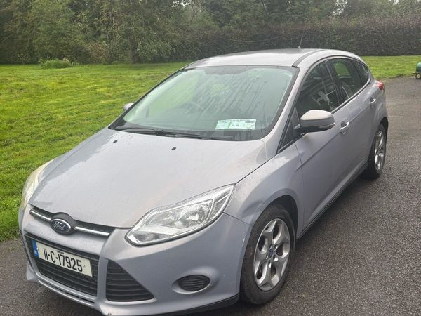 Ford Focus Hatchback, Diesel, 2011, Silver