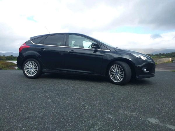Ford Focus Hatchback, Diesel, 2015, Black