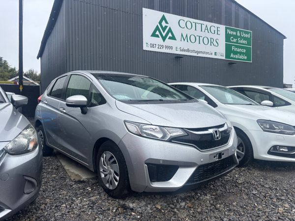 Honda Fit Hatchback, Petrol, 2016, Silver