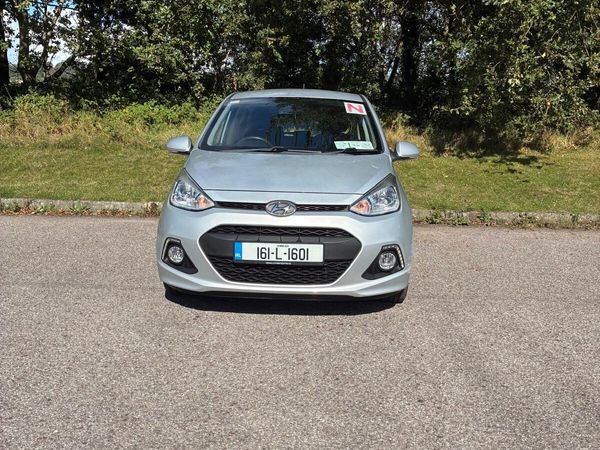 Hyundai i10 Hatchback, Petrol, 2016, Silver