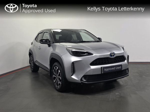 Toyota Yaris Cross Hatchback, Petrol Hybrid, 2023, Silver