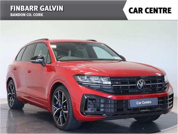 Volkswagen Touareg SUV, Petrol Plug-in Hybrid, 2025, Red