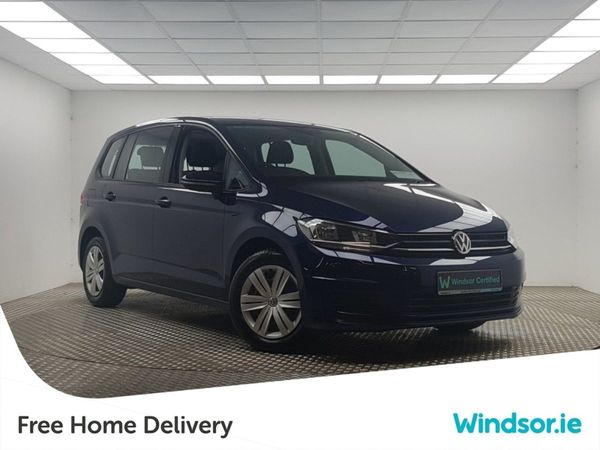 Volkswagen Touran MPV, Petrol, 2017, Blue