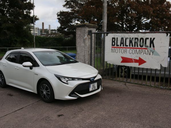 Toyota Corolla Hatchback, Petrol Hybrid, 2019, White