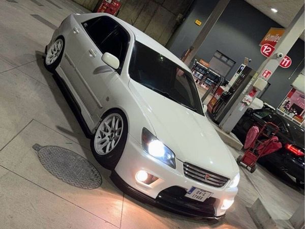 Toyota Altezza Saloon, Petrol, 2004, White