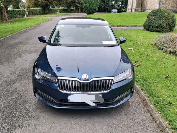 Skoda Superb Saloon, Diesel, 2022, Blue