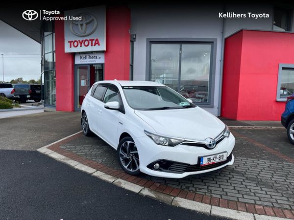 Toyota Auris MPV, Petrol Hybrid, 2018, White