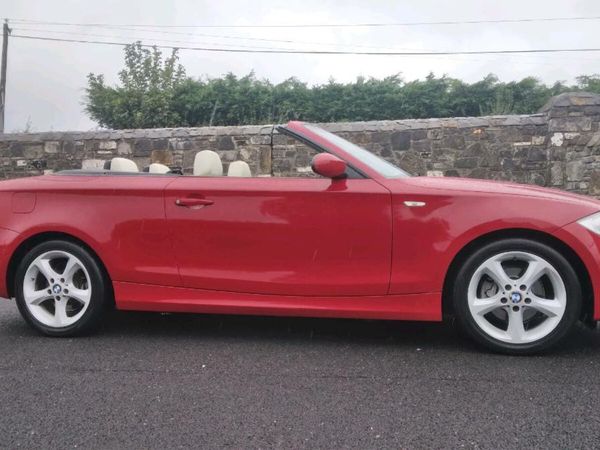 BMW 1-Series Convertible, Petrol, 2008, Red