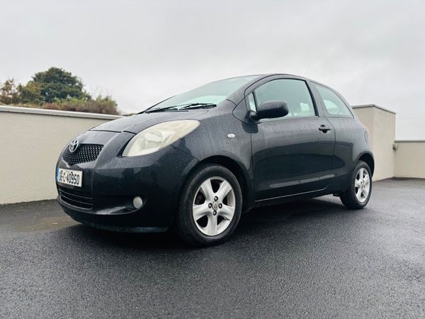 Toyota Yaris Hatchback, Petrol, 2006, Black