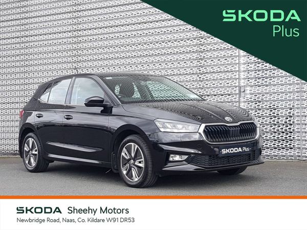 Skoda Fabia Hatchback, Petrol, 2022, Black