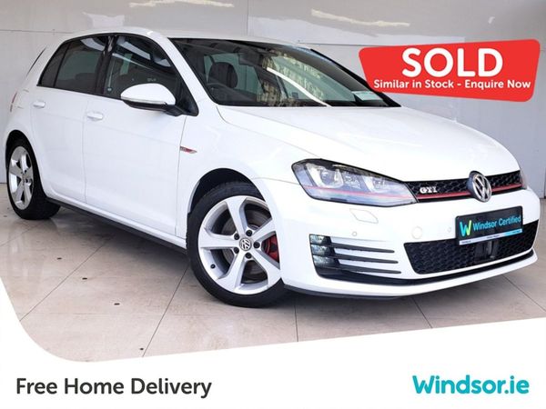 Volkswagen Golf Hatchback, Petrol, 2017, White