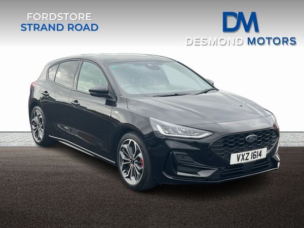 Ford Focus Hatchback, Petrol Hybrid, 2023, Black