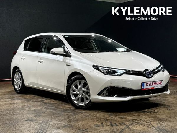Toyota Auris Hatchback, Petrol Hybrid, 2018, White