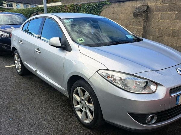 Renault Fluence Saloon, Diesel, 2011, Silver