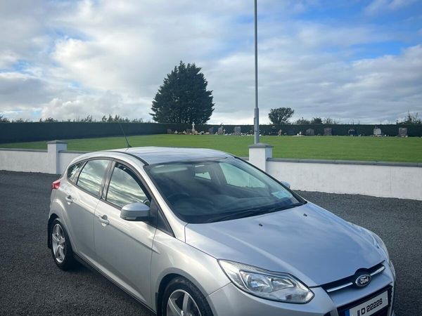 Ford Focus Hatchback, Diesel, 2011, Silver