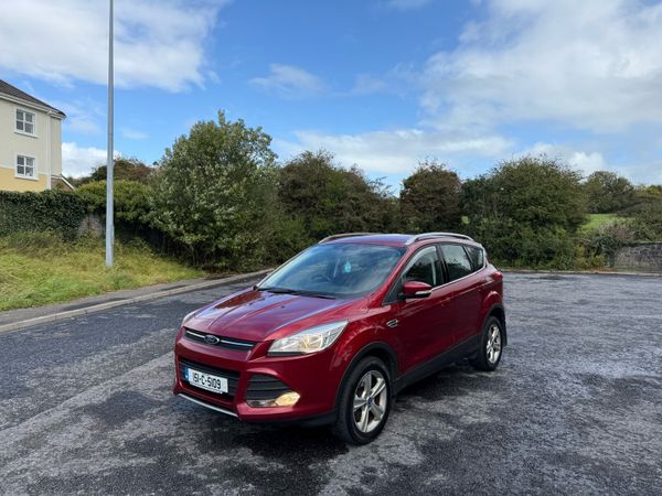 Ford Kuga SUV, Diesel, 2015, Red