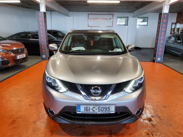Nissan Qashqai Hatchback, Diesel, 2016, Silver
