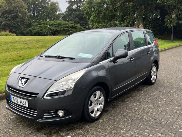 Peugeot 5008 MPV, Diesel, 2010, Grey