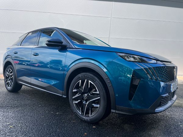 Peugeot 3008 MPV, Petrol Hybrid, 2024, Blue