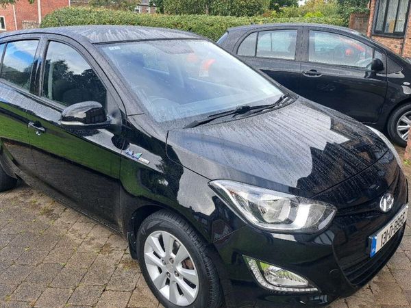 Hyundai i20 Hatchback, Petrol, 2013, Black